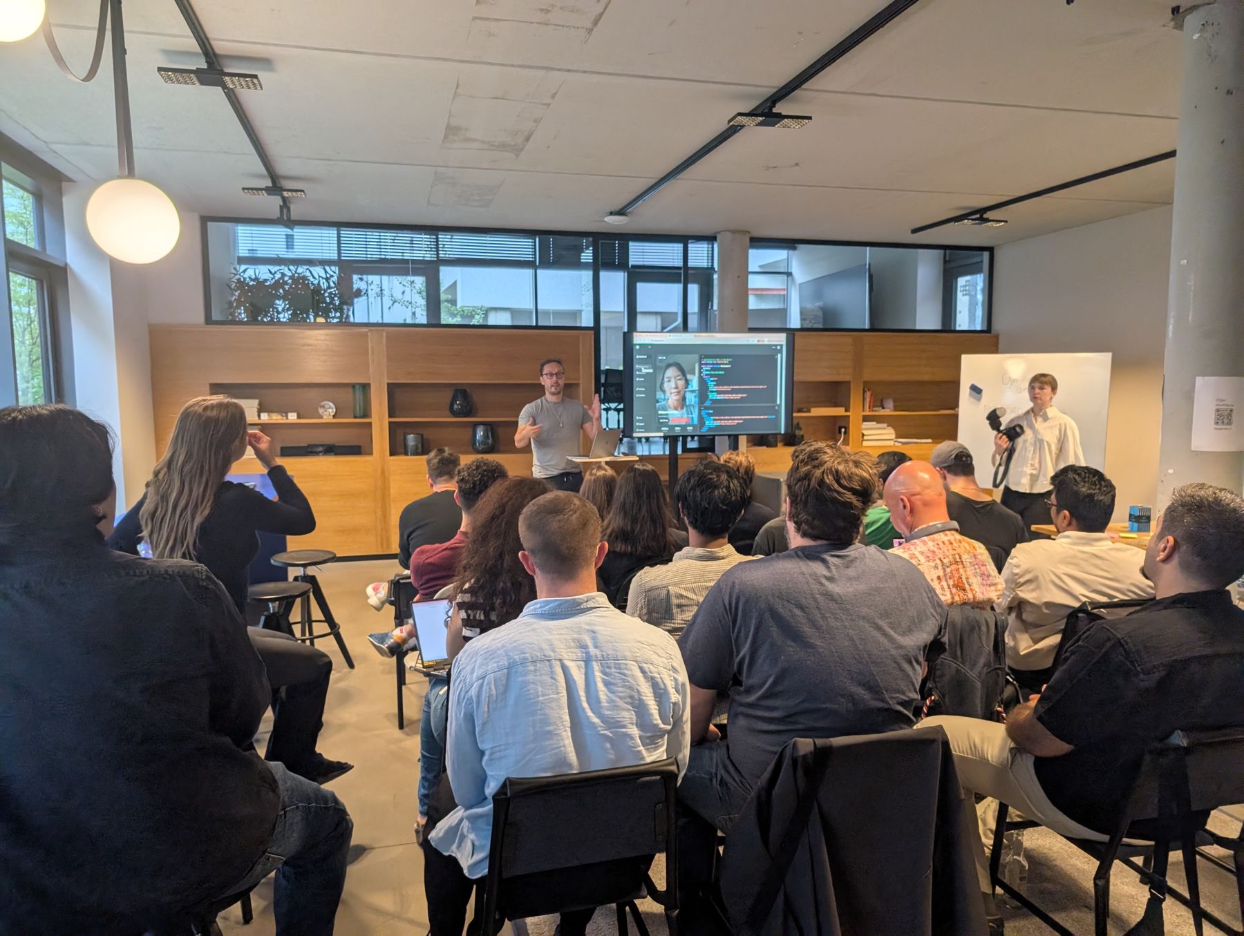 The room seen from the back during a demo